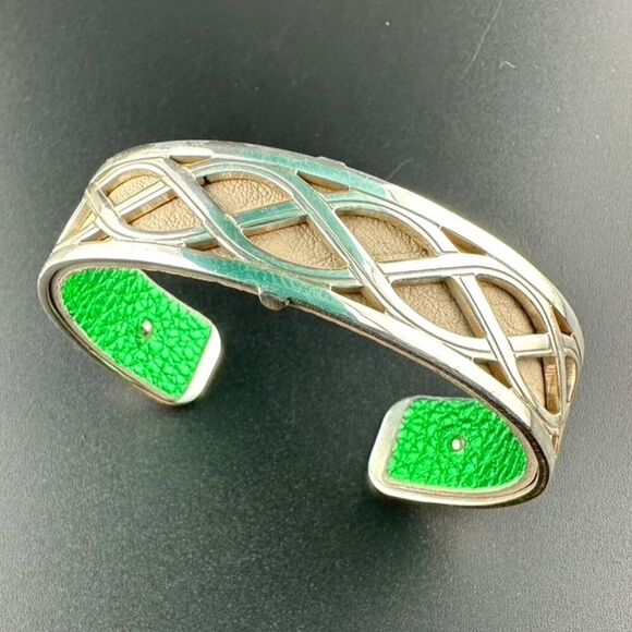 BRIGHTON CHRISTO CUFF Silver tone Twist BRACELET w leather insert - Picture 1 of 4